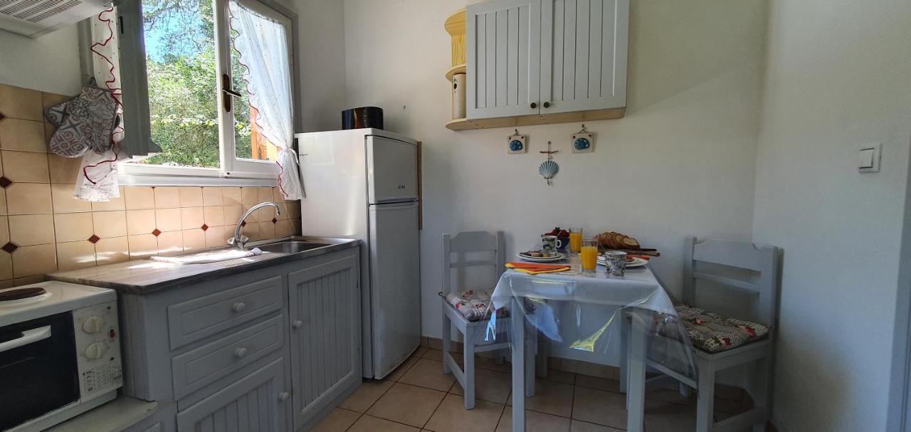 Aphrodite Studios & Apt With Pool Lákka 外观 照片