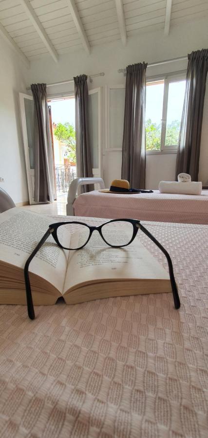 Aphrodite Studios & Apt With Pool Lákka 外观 照片